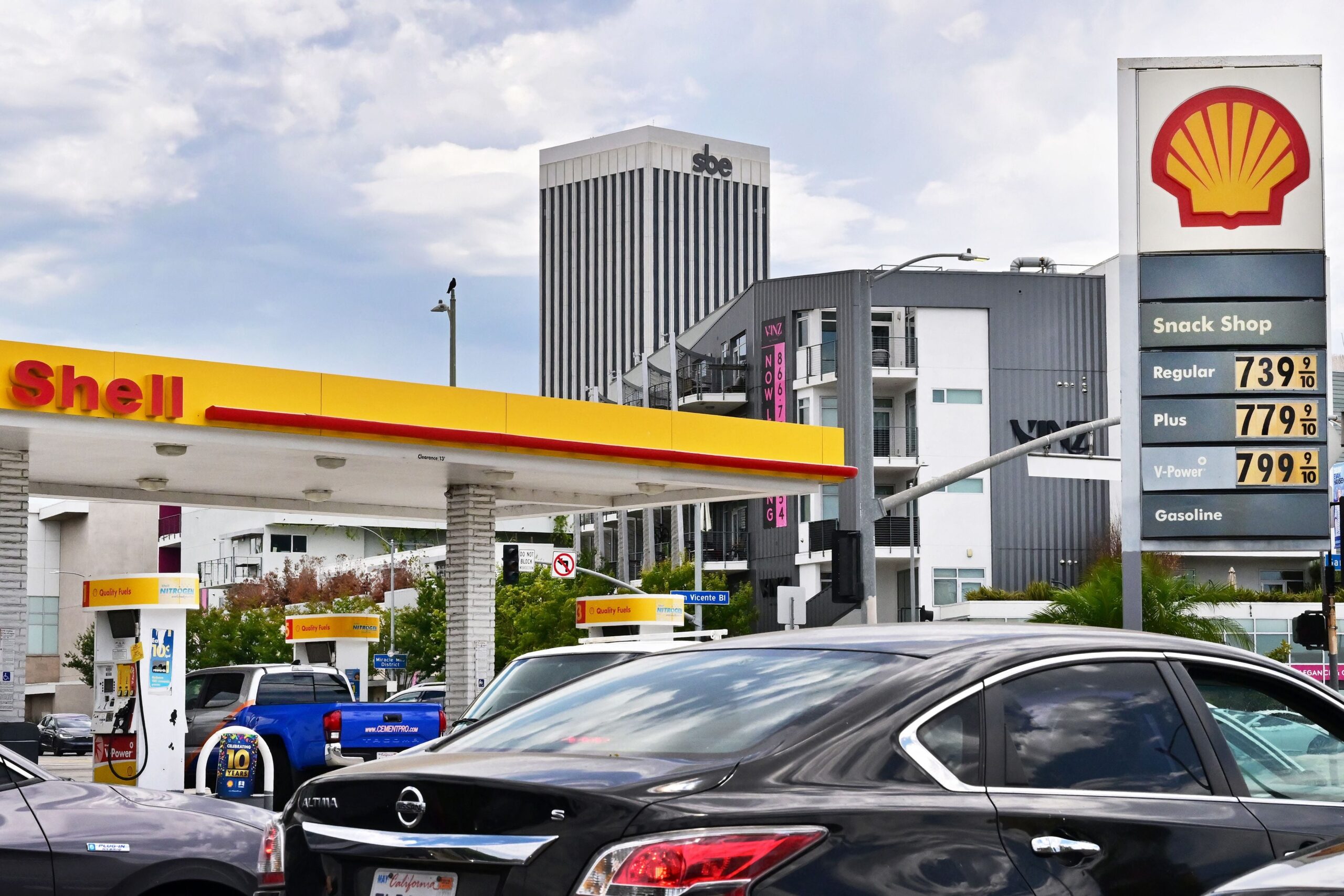 The Iran War’s Economic Fallout: Oil Nears $110, Nations Scramble