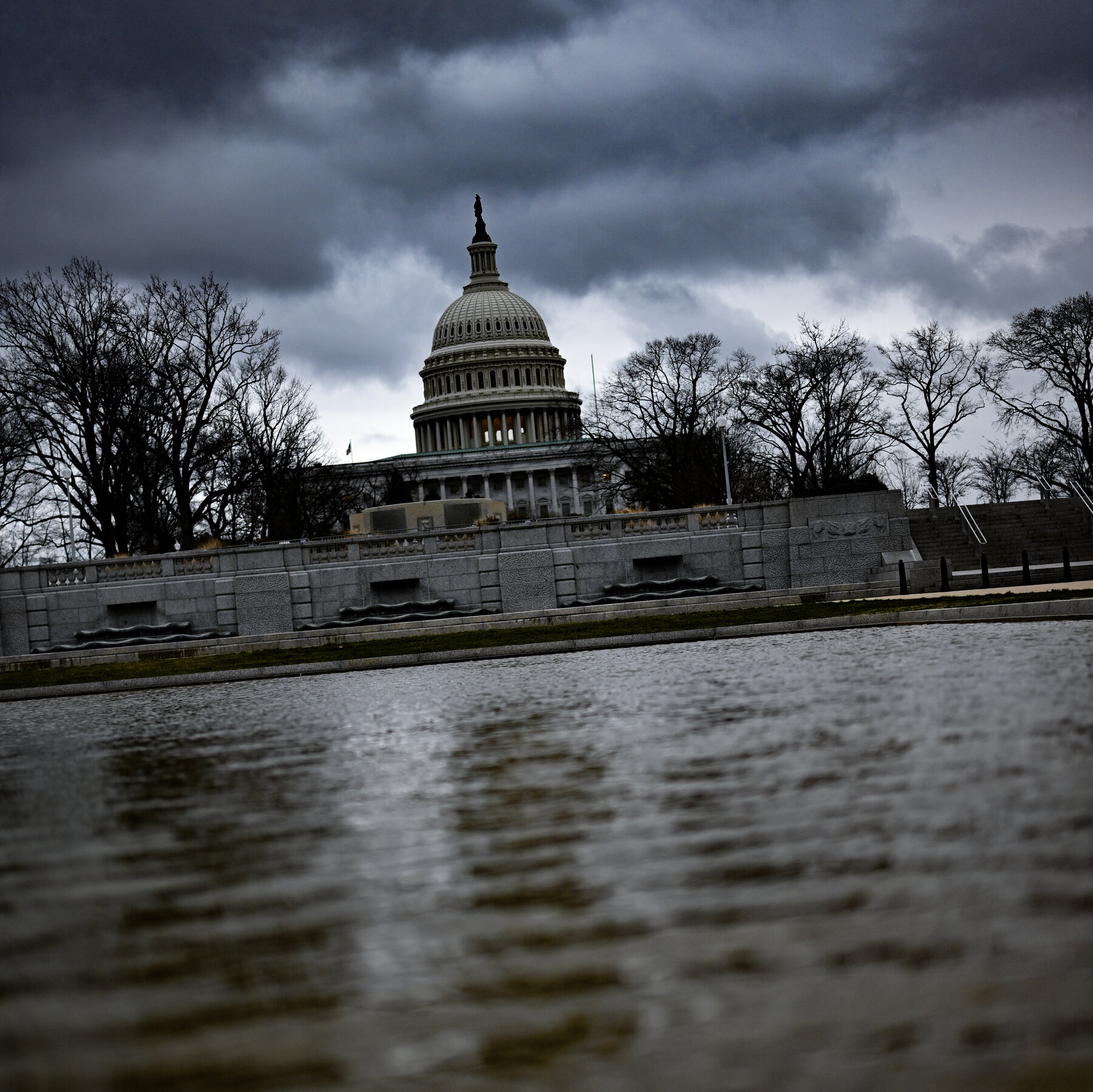 US House Faces Chain Reaction of Expulsion Votes