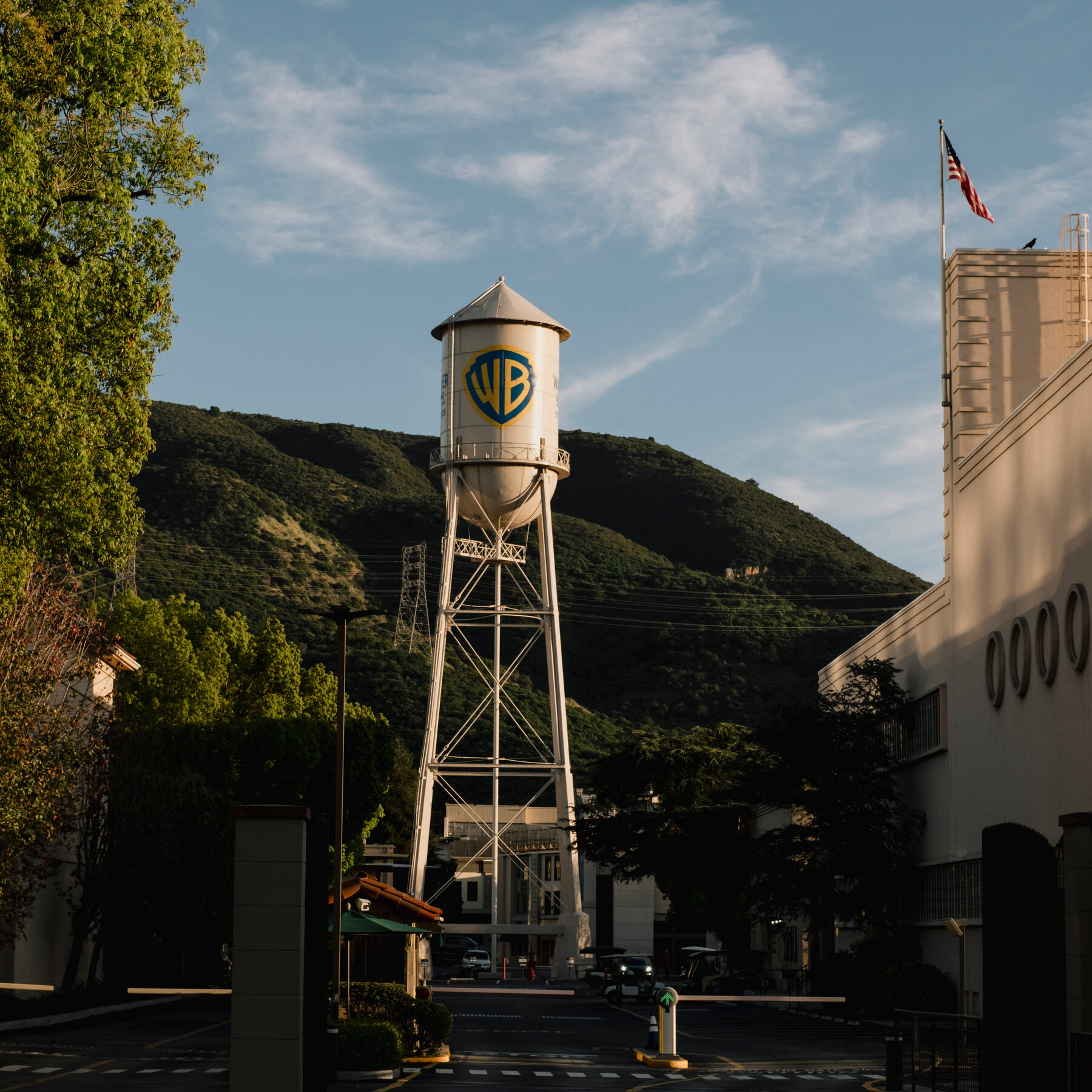 Warner Bros. Discovery Shareholders Greenlight Paramount Deal