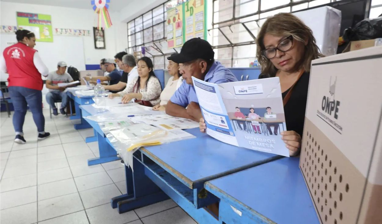 Peru’s Election Day Marred by Logistical Failures