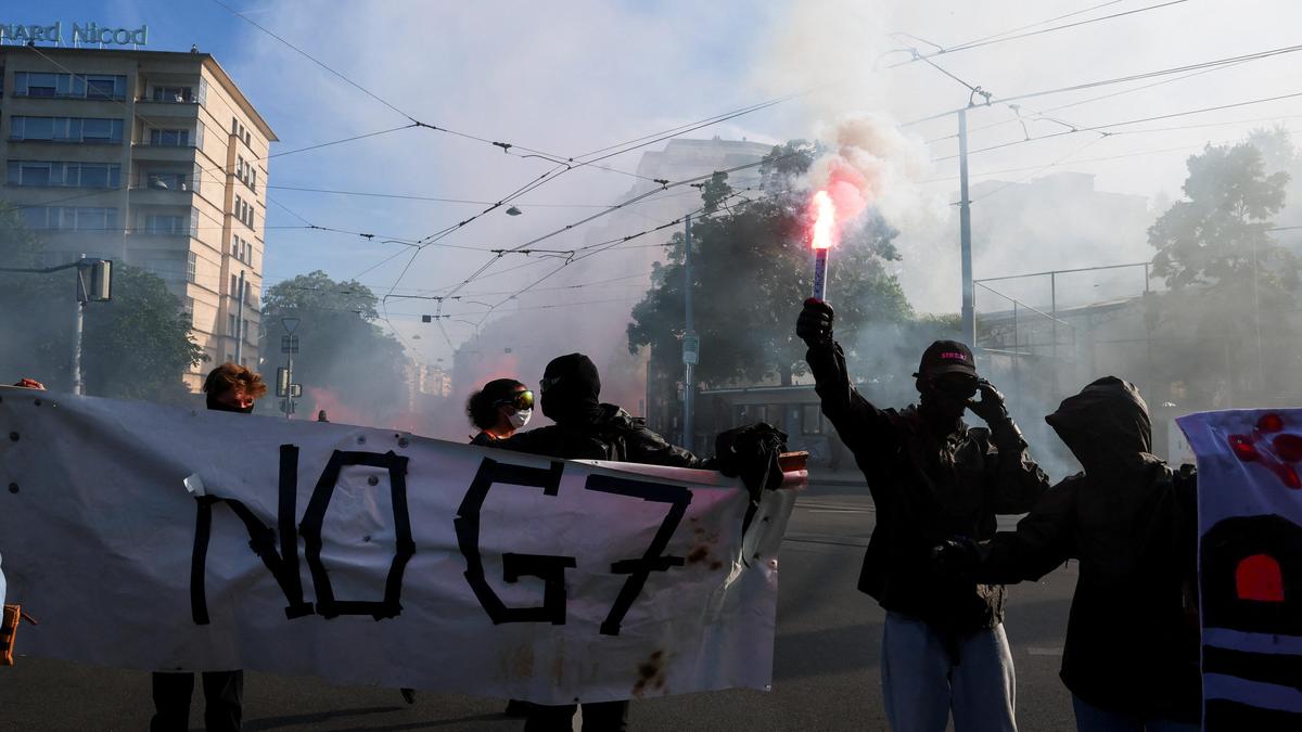 Anti-G7 Protests Turn Violent in Geneva